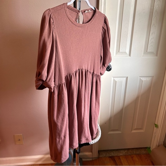 Easyl Dresses & Skirts - Easyl Los Angeles Mauve Puff Sleeve Tiered Midi Dress Women's Size M